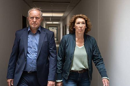 Moritz Eisner (Harald Krassnitzer) und Bibi Fellner (Adele Neuhauser) in einer Szene des TV-Krimis «Tatort: Azra».