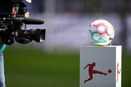 Die Debatte im deutschen Fußball über einen Investoren-Einstieg hält an.