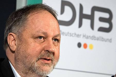 DHB-Präsident Andreas Michelmann kritisiert, dass die Handball-WM der Frauen live nur im Internet gezeigt wird.