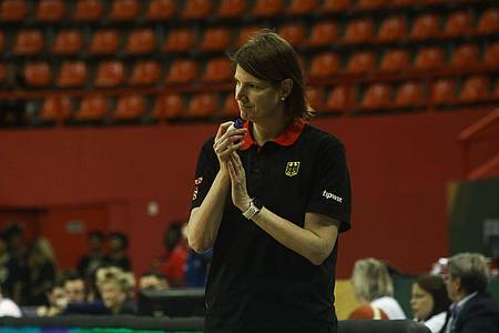 Die Bundestrainerin der deutschen Basketballerinnen: Lisa Thomaidis.