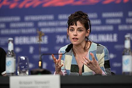 US-Schauspielerin Kristen Stewart stellte auf der Berlinale den Film «Love Lies Bleeding» vor.