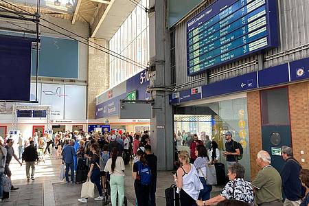 Bahnreisende von und nach München müssen derzeit mit Verspätungen und Ausfällen ihrer Züge rechnen.