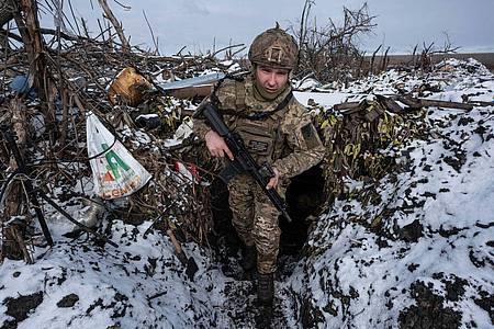 An den verschiedenen Frontabschnitten der Ukraine sind auch heute weiter schwere Kämpfe zu erwarten.