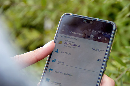 Bezahldienst auf einem Smartphone-Display