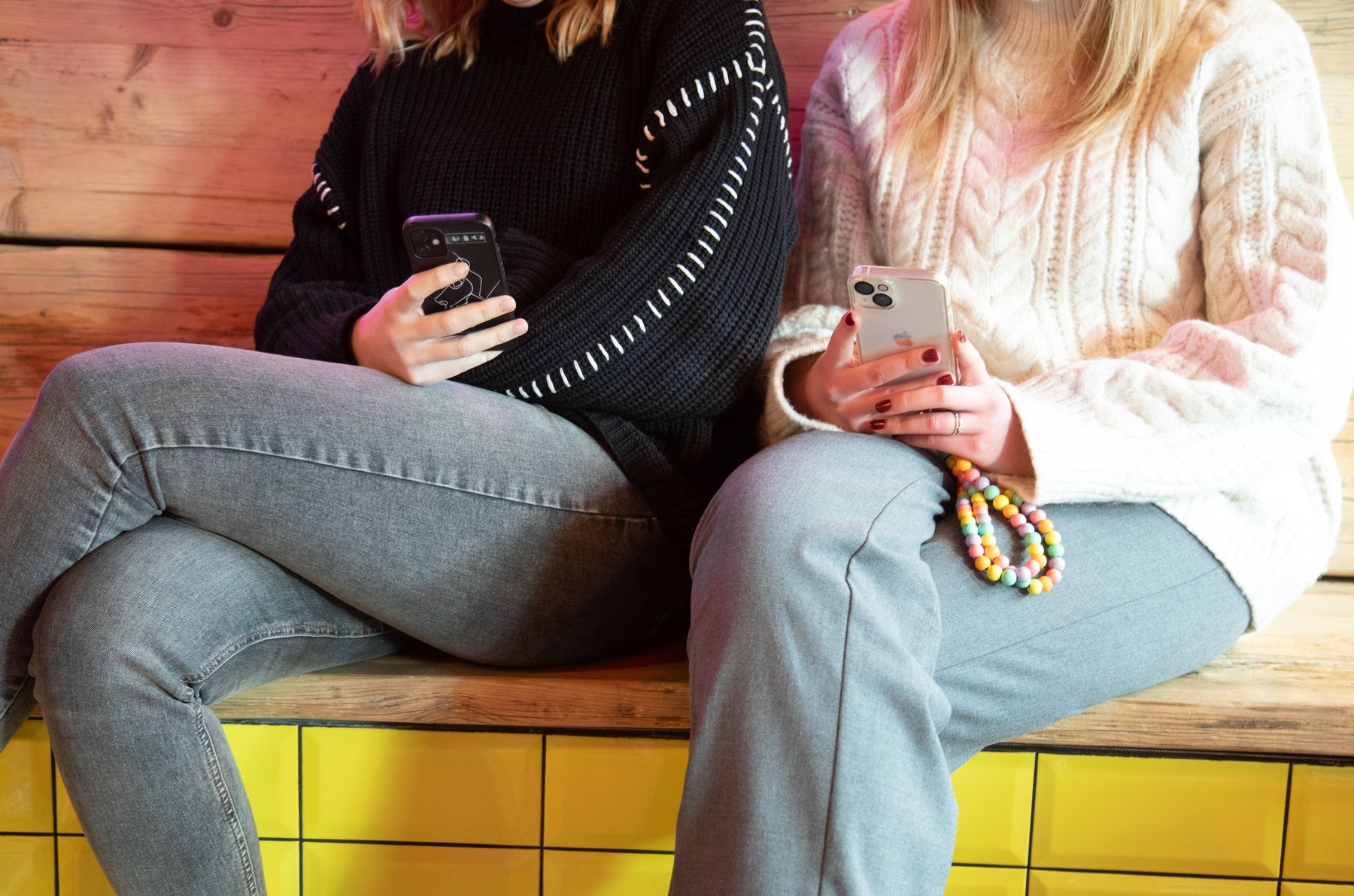 smartphone-nutzen-zusammen